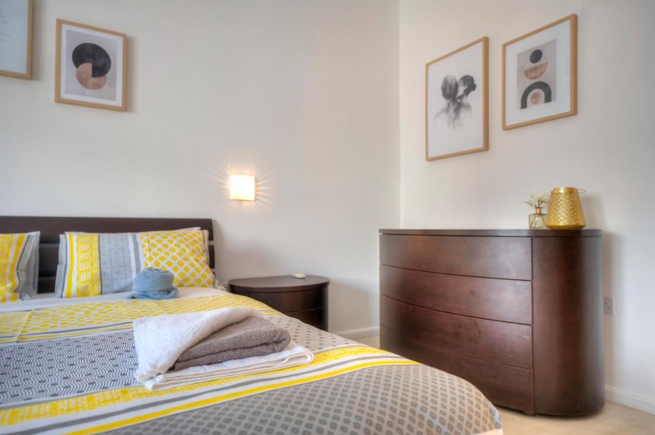 Bright And Spacious 3 Bedroom Apartment With Breathtaking Views - Goslm-5 Sliema Luaran gambar