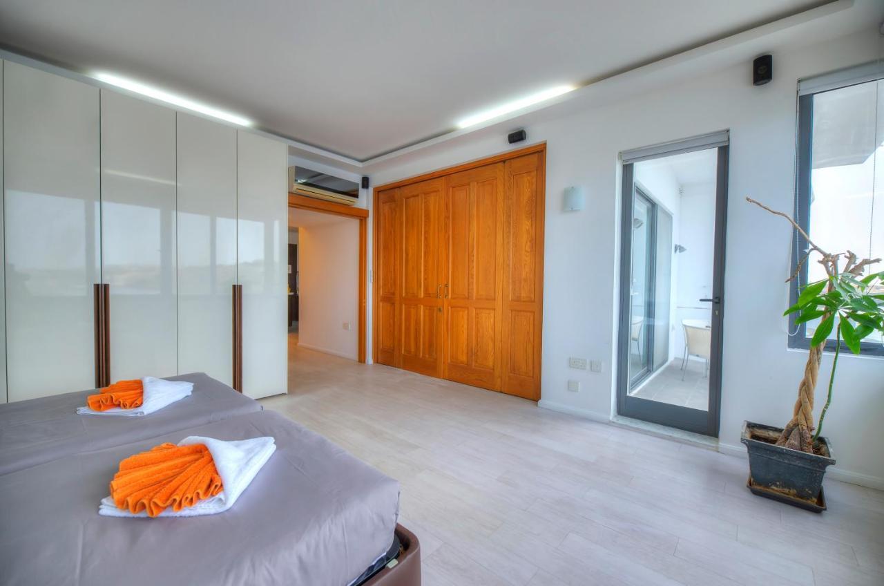 Bright And Spacious 3 Bedroom Apartment With Breathtaking Views - Goslm-5 Sliema Luaran gambar