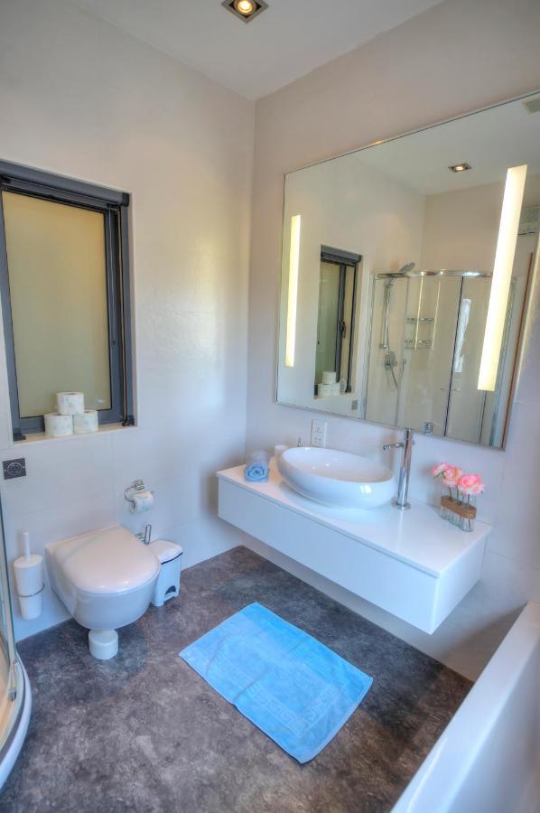 Bright And Spacious 3 Bedroom Apartment With Breathtaking Views - Goslm-5 Sliema Luaran gambar