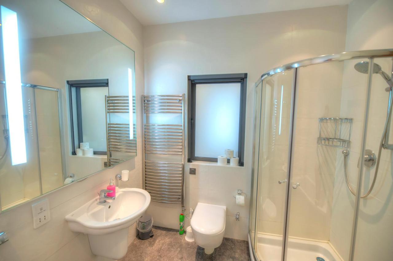 Bright And Spacious 3 Bedroom Apartment With Breathtaking Views - Goslm-5 Sliema Luaran gambar